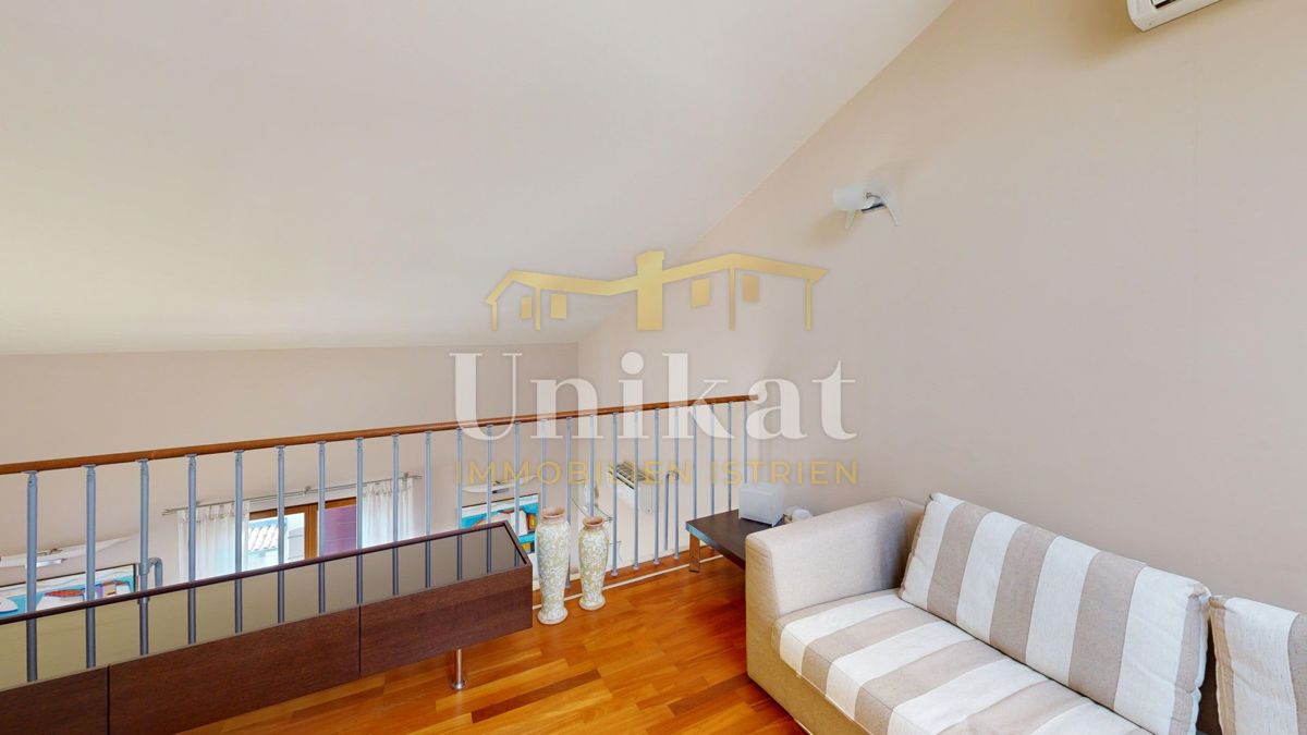 Appartamento su due piani con 4 camere da letto